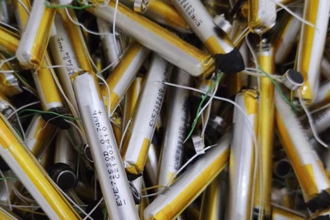 日喀则钛酸锂电池回收-上门回收锂电池|高价三元锂电池回收